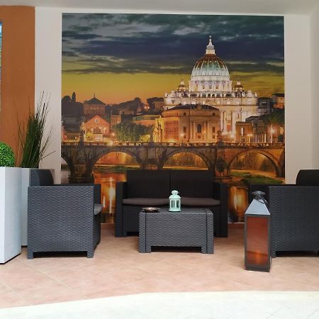 Oasi Del Vaticano ローマ エクステリア 写真